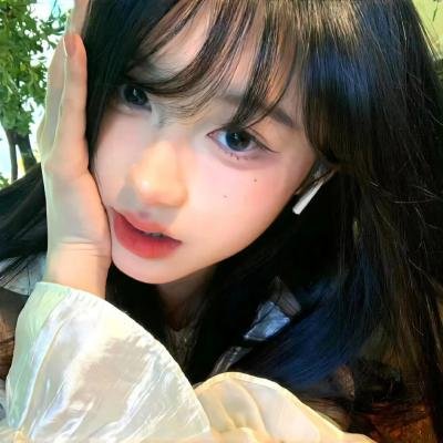 水中的女人